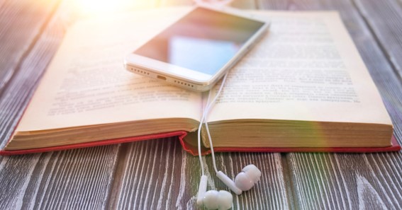 5 Best Audiobook Apps in 2022
