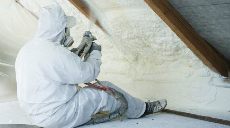Why Do You Need A Pro To Install Spray Foam Insulation In Your Home?