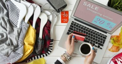 5 Tips for Buying Clothing Online