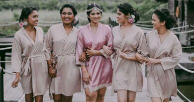 Why Are Bridal Robes So Much In Trend? Should You Get One Too?