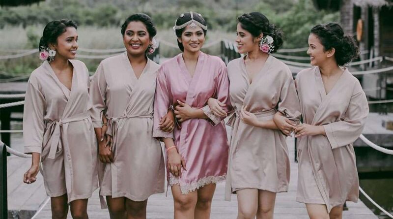 Why Are Bridal Robes So Much In Trend? Should You Get One Too?