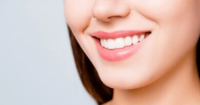 Benefits of Using Teeth Whitening Kits for a Brighter Smile