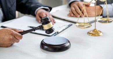 What Are the Key Factors to Consider When Selecting a Conveyancing Lawyer?