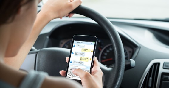 What Are the Risks of Distracted Driving